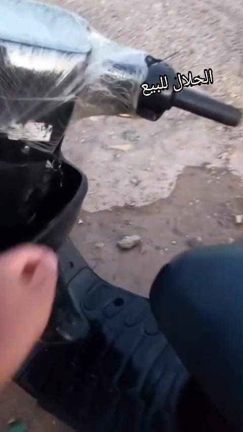 السلام عليكم دراجه بطه للبيع مكينه مفتوحه مره وحده شرط شلعه و معدل و نعومه شاصي مكفول كهربائيات كله شغاله عده السلف عوزه باتري العنوان كربلاء( رابط الزبيليه مقابيل مجمع العتبه العباسيه) السعر 275 و بيه مجال للستفسار *********** او واتساب

