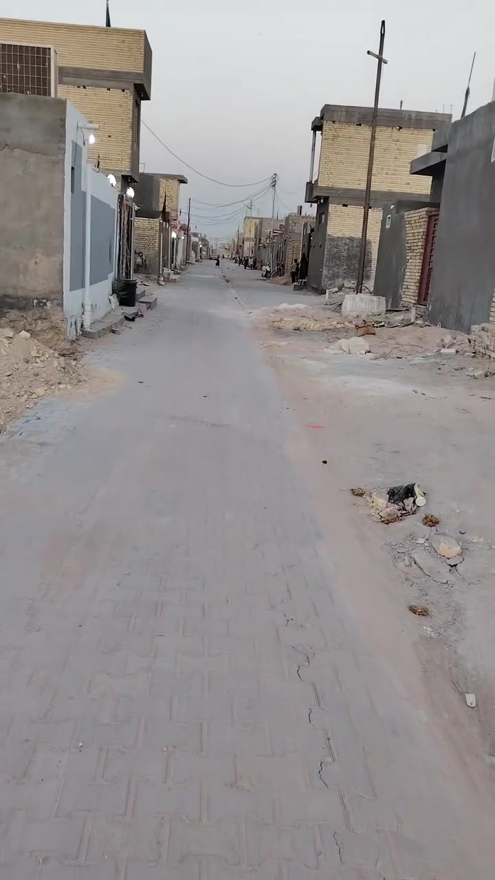 قطعه  180اللبيع خلف الملعب شارع 11شارع السجاد  سعر خاص  اتصال***********

