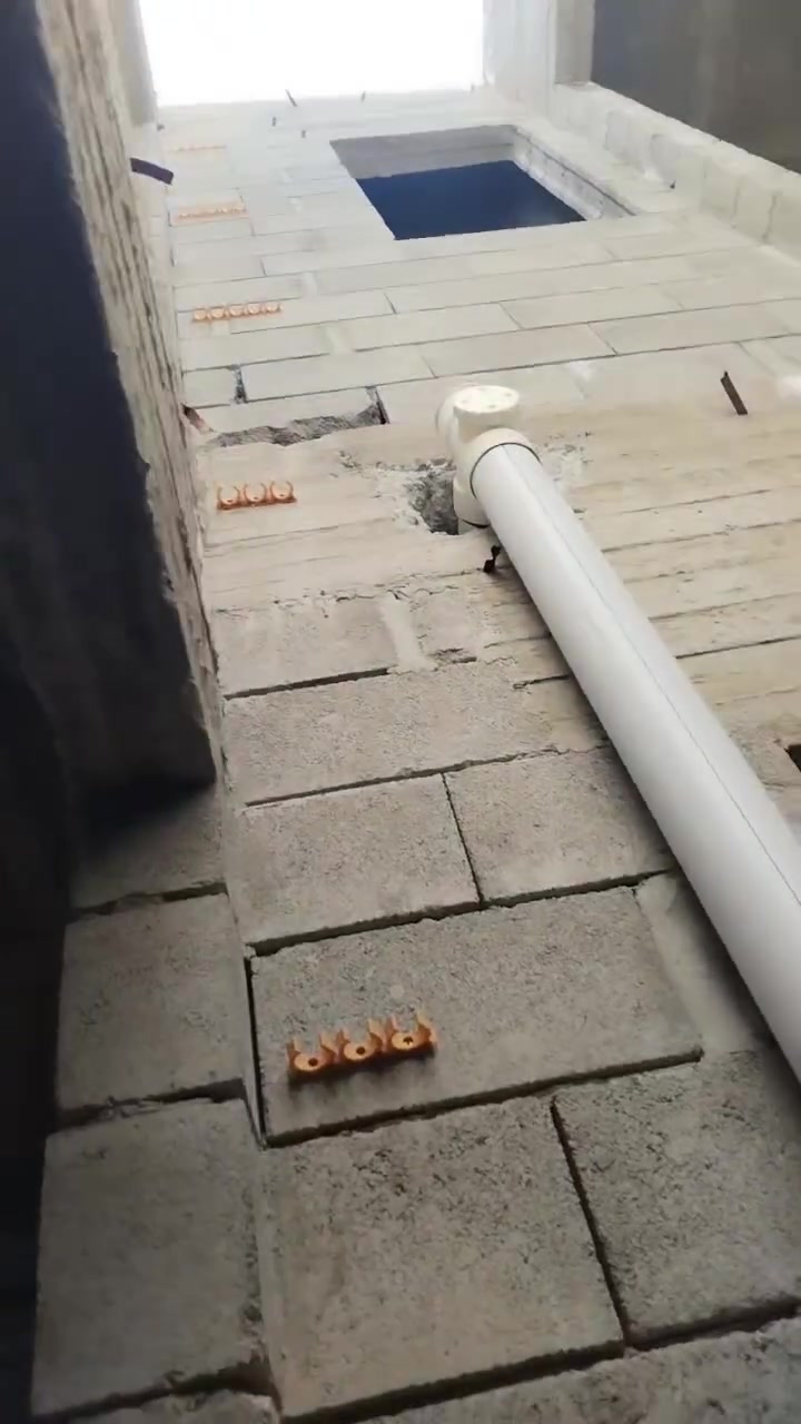 لا تقبل بأقل من الاحترافية في تأسيسات منزلك! 🛠️🏠
​هل تعلم أن جودة التأسيسات الصحية هي "العمود الفقري" لأي بيت مريح؟
كثيرون يركزون على الديكور الخارجي، لكن التأسيس الصحيح هو ما يضمن لك راحة البال لسنوات طويلة ويجنبك مشاكل التسريبات والتكسير التي لا تنتهي.
​في هذا الفيديو، نأخذكم خلف الكواليس لنشارككم كيف نعتني بأدق التفاصيل في مشروعنا الأخير:
​دقة التأسيس: كما تلاحظون، نعتمد على أدق المعايير في تحديد المسارات والتركيب.
​احترافية المواد: نستخدم أجود أنواع الأنابيب (PP-R) لضمان التحمل ومقاومة الحرارة والضغط.
​التنظيم والترتيب: النظام ليس مجرد شكل، بل هو أساس لسهولة الصيانة المستقبلية.
​نحن لا نقدم مجرد خدمات سباكة، بل نقدم أمانًا يمتد لعقود. إذا كنت تبحث عن عمل متقن يُبنى على أسس صحيحة وتخطيط دقيق، فأنت في المكان الصحيح!
​هل لديك استفسار حول تأسيسات منزلك القادم؟ أو تحتاج لاستشارة فنية؟ 📥 راسلنا على الخاص، ودعنا نساعدك في بناء أساس متين لبيتك! او اتصل على الرقم 👇
                                            ***********
