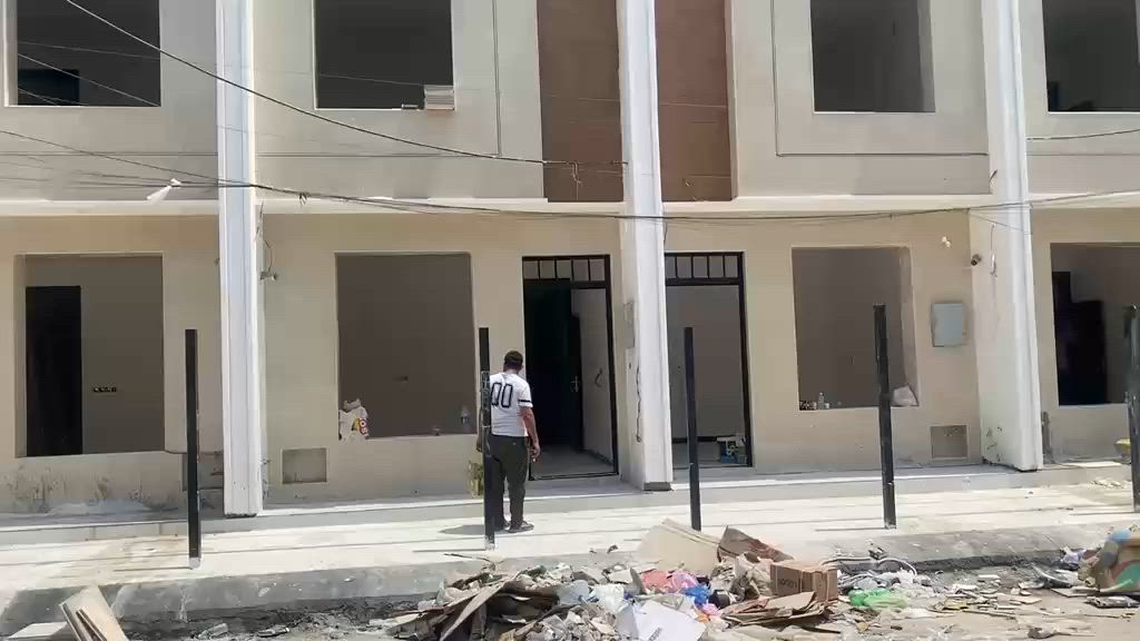 للبيع خمسينات حي الجهاد ضباط الشهداء سعر العقار الواحد ١٦٥ تفاصيل داخل الفديو *********** مكتب اليزن
