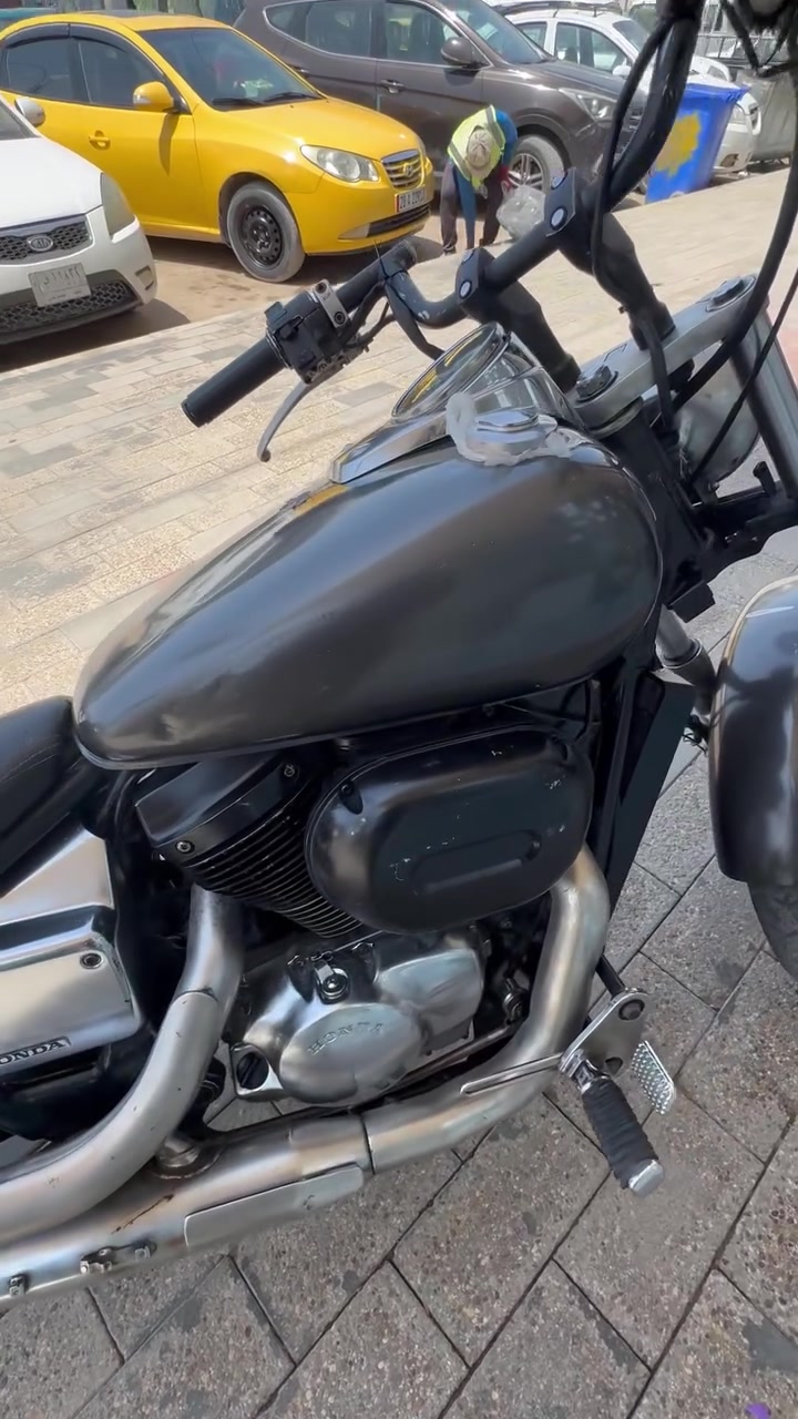 سلام عليكم 
مستعجل علبيع 
هوندا شادو سبيرت 750 cc موديل 2004
بدون اوراق مكينة وكير وكهربائيات مكفولة بيهة تلحيضات بسيطة كلش موضحة بالصور سعرهة مليونين و300 وبيهة مجال و اليجيني مارجعة مكان الدراجة بالنجف 
***********
@إشارة
