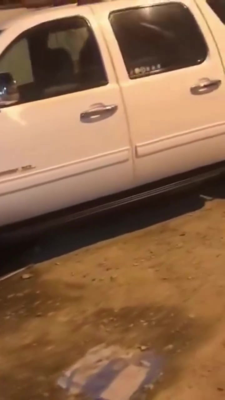 السلام عليكم يوكن جمسي للبيع موديل 7رقم بغداد اجرة 
سياره جهازه من كلشي كير مكينه اكسن حدايه 
سياره بيها ضربه با جاملق المامي شبر بجهت سياق 
سياره خطها القرنه بغداد 
سعر ب120وبيها مجال 
العنوان سياره البصره القرنه 
***********
