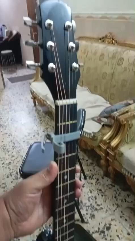 ***********
