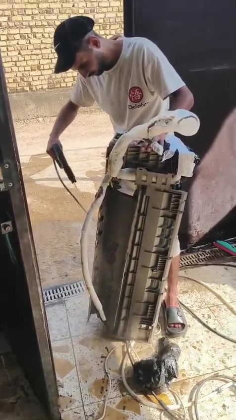خدمات العامري للتبريد
كل ما تحتاجه تلكي يمنه
فحص غاز
شحن غاز
تنصيب صيانه غسل
معالجه اليك 
كل ماعليك تتصل وتدللون 
*********** وتساب
