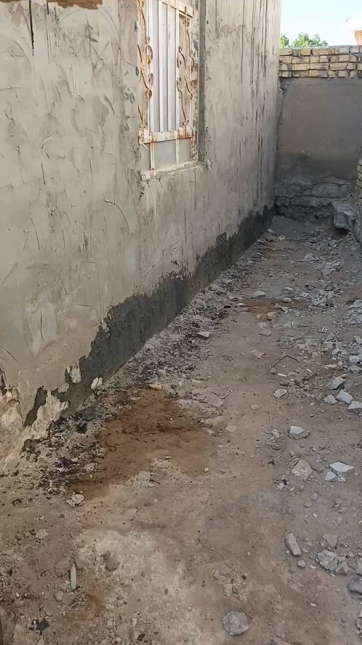 بيت لبيع على طريق السنيه مساحته 310جهت الزوار ماء كهرباء تبليط السعروبيهامجال ***********
