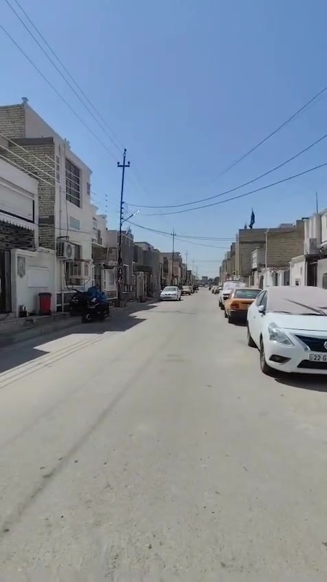 السلام عليكم دارللبيع المساحة 100م مربع يحتوي على استقبال ومطبخ وثلاث غرف نوم العنوان سبع قصور مقابل زنود الست الحمداني السعر٧٧وبية مجال بيت الأساس رفت بناء حديث كلة طابوق رقم الهاتف ***********و***********الاثير بيةواتساب
