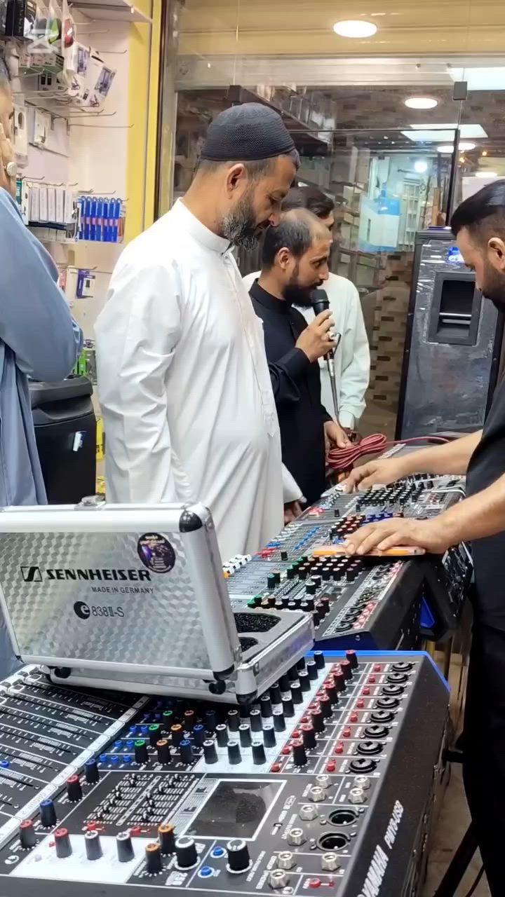 جمله الجمله الحمد لله على نعمه خدمه خدام لإمام الحسين عليه السلام
شرفونا إخوتنا من سوك الشيوخ وناصريه مركز مؤسسة احمد شاكر العبودي ال جمله ومفرد أسعارنا مقارنه بسوك فارق أكثر من ٢٠٠ الف وأكثر 
عنوان الشطره قرب جسر سوك شارع دجاج 
***********2
الحمدلله مسواكنا مباشر من دول مجاوره والخارج
