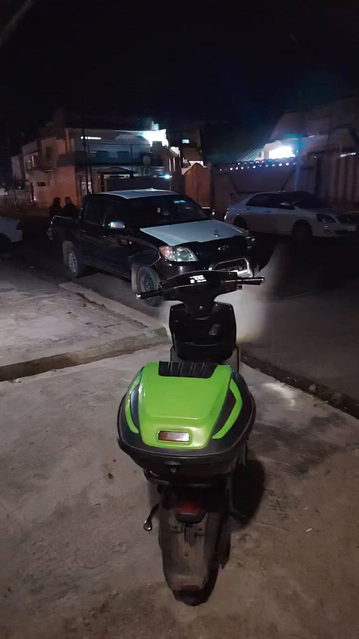شحن للبيع
ماطور شحن سكنس تفاحي🍏

خمس بطاريات (نص عمر)

ملف وعقل شرط

السعر 350 وبي مجال

للاستفسار *********** مكاني حي الزهور
