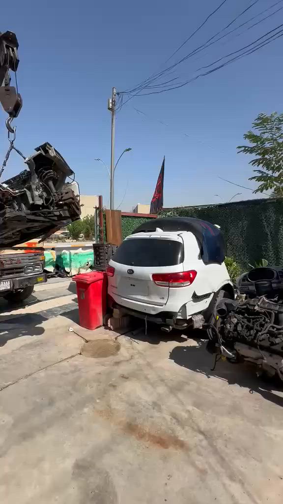 ع بركه الله تفريغ حاويه لدى مجمع قصي 
العنوان  بغداد الدوره شارع المعلمين 
***********
