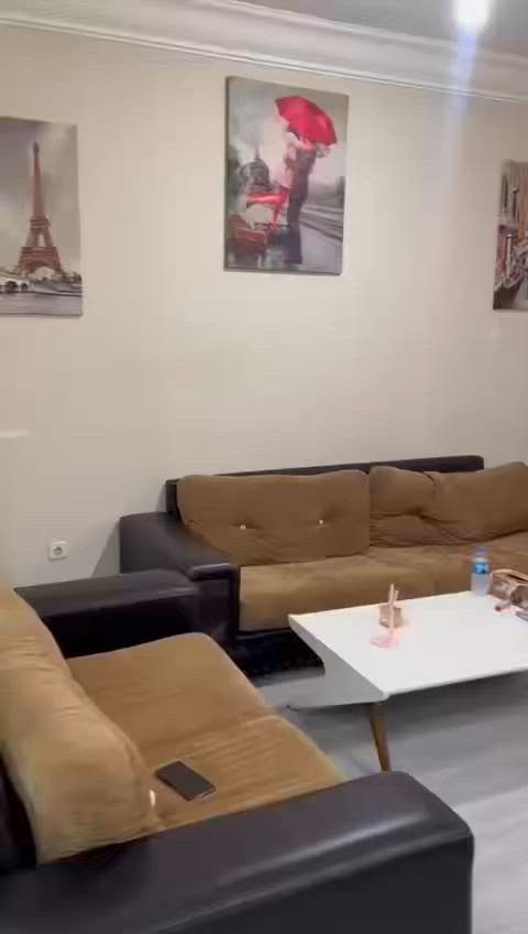 مساء الخير 
عندي أغراض بيت كامل مستعمل 

***********

