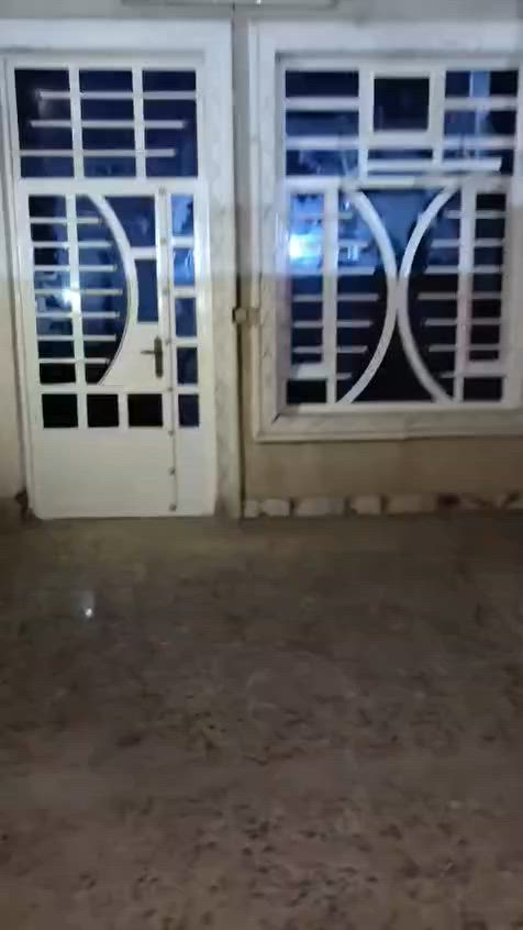 دار للايجار يصلح سكن او معهد او روضه ايجاره مليون للحجز واتساب ***********
