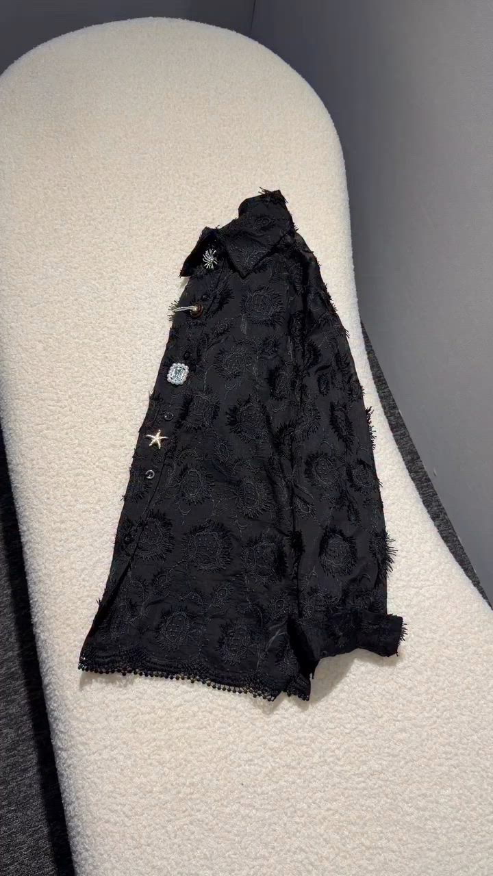 قميص يجنن اسود فقط 🎀🖤

 طول 75 سم يغطي الورك
قياسات 38-40-42-44-46

كيلوت قماش هاي كواليتي بدون كوي وبارد وثكيل
قياسات 36-38-40-42-44-46-48

التفاصيل كامله جوه 👇🏻
 
🔴موديلات خاصة وتصوير حقيقي من داخل المحل (يحق لك الاسترجاع في حال عدم المطابقة للصور على البيج ، غير مسؤولين عن البضاعة المقلدة لموديلاتنا)

الخامة بااردة وراقية قماش تركي 🇹🇷 نخب اول اعلى كواليتي 

 (كواليتي↗️ عالي) قيمة القطعة اكثثر من سعرهاا، شرط قماش خياط مو مطابق للصور واحلا ترجع مع المندوب وتوصيل مدفعين
اجور توصيل لكل مكان 5️⃣ الاف

ازياء الجوهرة ❤️
البصرة -عشار - سوق البنات/شارع العرائس 

للحجز ارسال اللون والقياس والرقم والعنوان 

‏- [x] cv

‏‎ #ازياء #ملابس #ملابس_تركية ملابس_بنات ملابس_محجبات سوق_البنات العشار أزياء ازياء_بنات ازياء_حوامل فساتين فساتين_سهره فساتين_سهرة فاشن فاشون فاشونيستا اناقة 2020 موديلات ملابس_شتويه فاشن_ازياء فاشن_شو فاشنستا فاشن سترة⁩⁩⁩⁩⁩⁩⁩⁩⁩⁩⁩⁩⁩⁩⁩⁩⁩⁩⁩⁩⁩⁩⁩⁩⁩⁩⁩⁩⁩⁩⁩


**إذا كنت صاحب هذا الإعلان وتريد حذفه لأي سبب، رجاءا أرسل رسالة إلى الدعم الفني**