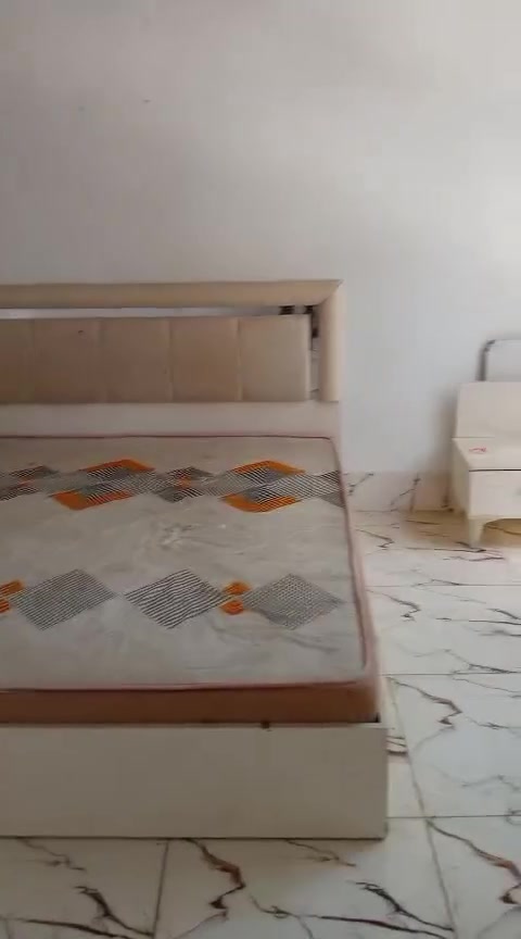 #السلام عليكم غرفه اخشاب تركي للبيع وي الدوشگ الأصلي،، نضيف حيل اخو الجديد موجود صور ومقطع كدام العين مكاني كركوك السعر( 390 ألف) شراي اتصل
***********
