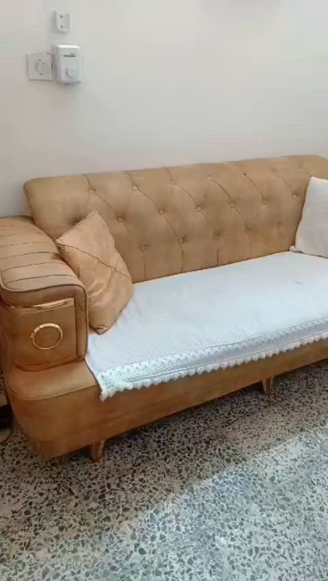 هذني اغراض مستعملة الطبلات والميز مال تلفزيون والتخم 400 والمسبح 75 الف التلفزيون لا يباع
رقم ***********
