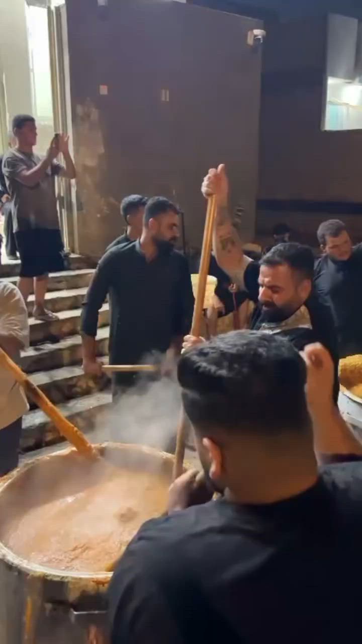 🏴 خُـدام الحُسـين (عليـه السـلام
​بمناسبة قدوم شهر محرم الحرام

​مستعد لطبخ  التمن والقيمة النجفية وجميع الطبخ وشاورما لحم ودجاج  والمناسبات  في  الشهر محرم الحرام
                   في جميع المحافظات 
             ومتميز بطبخ والطعم والترتيب
 في منازلكم وإلى أصحاب المجالس والمواكب الحسينية.

           ​👨‍🍳 الشيف; علاء الربيعي

📞 للتواصـل: ***********
