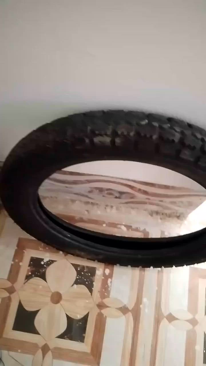 سلام عليكم غراض للبيع ويل خلفي وتايرات82 حافظه زنجيل 81 رقم ***********توصيل موجود جميع المحافظات
