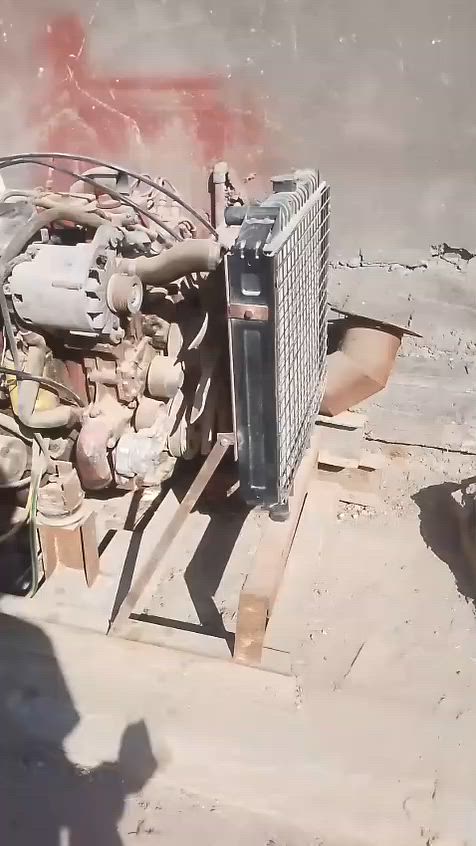 لالاخوة الفلاحيين السلام عليكم توجد مكينة ماء مع خنزيره 8x6.كاملة مع اربعة براميل گاز للي عنده ارض زراعية جيدة افلاحة او شريك للاستفسار الاتصال على الرقم.***********
