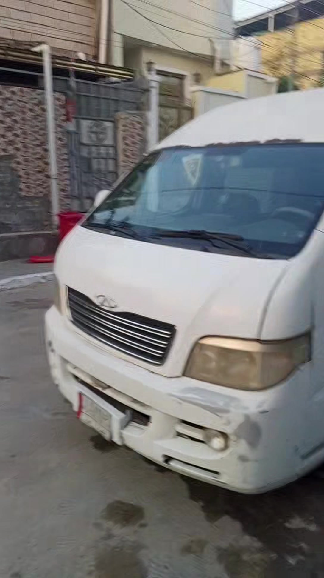 السلام عليكم سياره شيري جاهزه محرك كير اكسنت 
تبريد ثلج 🥶 

ملاحظه: غرمات على مشتري مو على بائع

سعر53 وبيها مجال

راعيه رايد تحويل 

المكان البصره قبله***********
