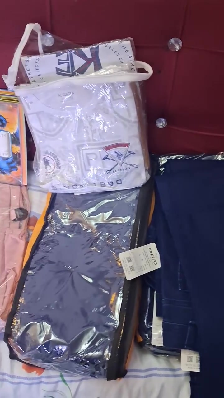 بضاعة جديدة ابيع بسعر الجملة وعندي توصيل مجاني يجي التوصيل لباب بيتكم تفحص البضاعه ماتعجبك رجعة لبو التوصيل للحجز راسلونا ***********
