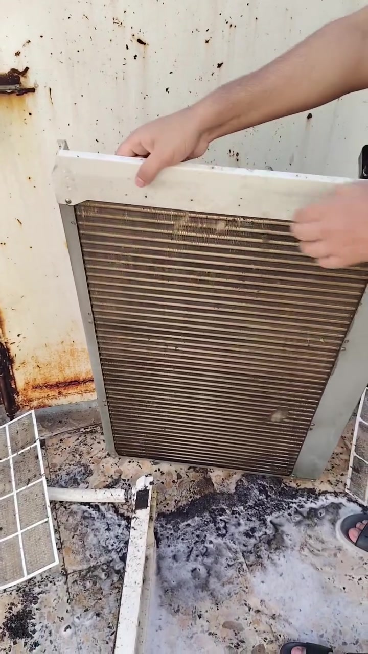 ❄️ أنوار القلعة للتبريد ❄️
👨‍🔧 أبو أحمد بخدمتك وين ما تكون
💨 سبالتك ما يبرد؟ الهوا ضعيف؟ ريحة مو حلوة؟
لا تحتار الحل عدنا وبشغل نظيف ومضمون 💯
✔️ تنظيف سبالت غسيل كامل (مو شغل نص نص)
✔️ يرجع التبريد قوي مثل الجديد ❄️
✔️ تصليح أعطال + فحص دقيق
✔️ تعبئة غاز فرنسي الأصلي إذا يحتاج
✔️ شغل أمانة
🚗 نجيك للبيت بسرعة وخدمة فورية
📞 لاحجز رقم واتساب 
📱 ***********
🔥 أنوار القلعة للتبريد – شغل نظيف وضمير حي 🔥
