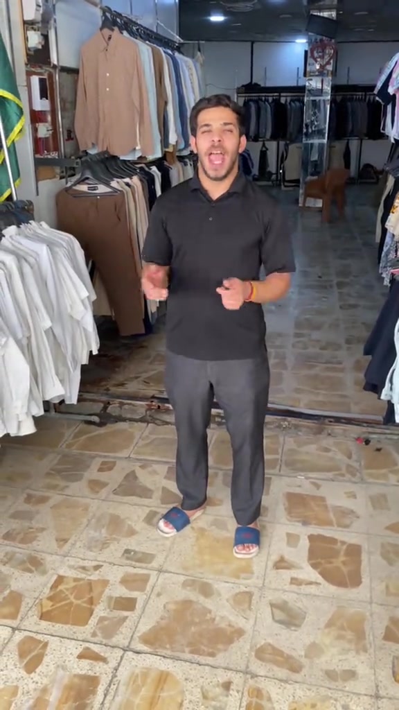 العنوان📍: بغداد  باب الشرجي سوق هرج خلف كراج التحرير آلأول قيصريه أزياء مهيمن جلال  ____________________  فرعنا الثاني: باب الشرجي سوق هرج قرب مطعم الحاج _____________________________________  للحجز ☎️ *********** ____________________  الاوقت الدوام : كل أيام متوجدين من  ساعه ٩ صباحا الى ساعه 5 ونص  _____________________________________ ملاحظة: يوجد توصيل لجميع المحافظات العراق (5 ) ألاف ____________________  فيديو توضيحي العنوان محل 👇👇👇👇 https://www.instagram.com/reel/Cz6sfXxtQv1/?igsh=b2c2bXJpcDczaW16
