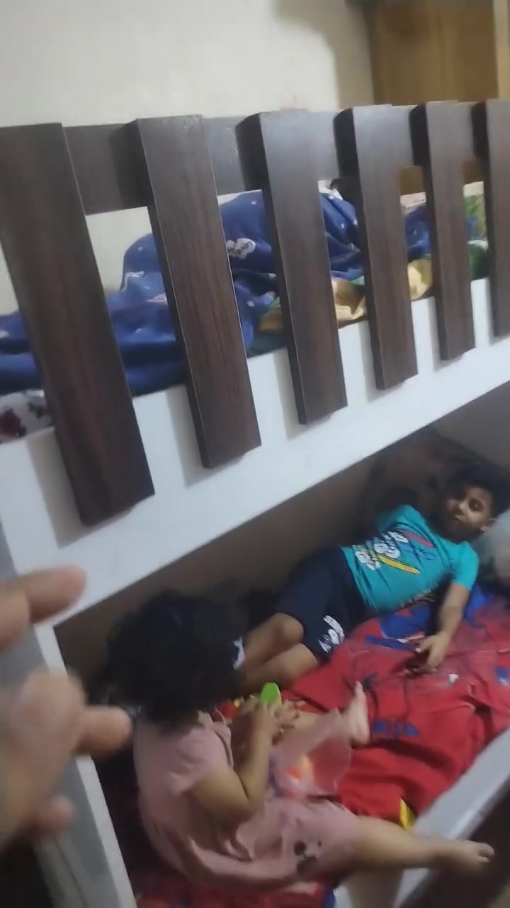 سلام عليكم جربايه نفرين مال أطفال التفاصيل داخل الفديو مكاني عطيفيه *********** بي واتساب

