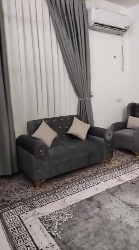 سلام عليكم بيت للبيع زراعي العبيدي خلف البانزين خانه المساحه 80 متر طابقين ونص كامل كيزر اثنين مغاسل تانكي كامل اي نقص مابي سعر ١١٠

للاستفسار الاتصال على الرقم ***********
