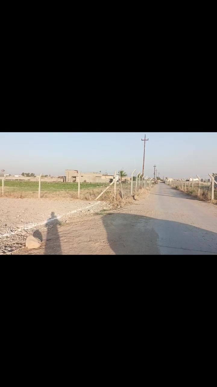 قطعه 130 متر للبيع ركن خدمات ماي كهرباء تبليط حي بدر شارع مزارع من جهه جسر معارض سعر 8 ونص اكثر تفاصيل ***********
