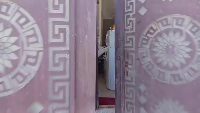 السلام عليكم
بيت للبيع
بيت للبيع
مساحه البيت ١٠٠ متر مربع بناء حديث

البيت زراعي سند 25

طابقين مثل ما موضح بالفديو

عنوان البيت قرب الري
للاستفسار الاتصال على الرقم
*********** 

سعر ٩٠
