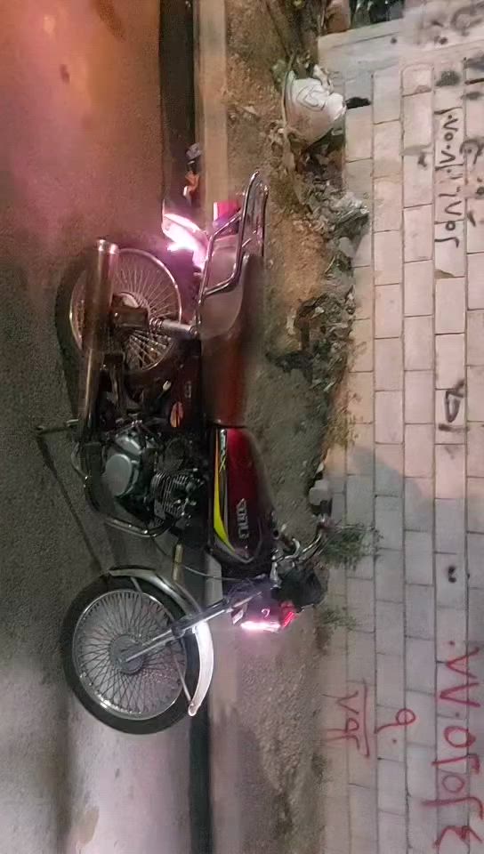 تايكر للبيع موديل 20 مكينه خراسه سعر 330وبي مجال شيء قليل مكاني ايسر حي سماح شراي اتصل *********** دبلات شغاله
