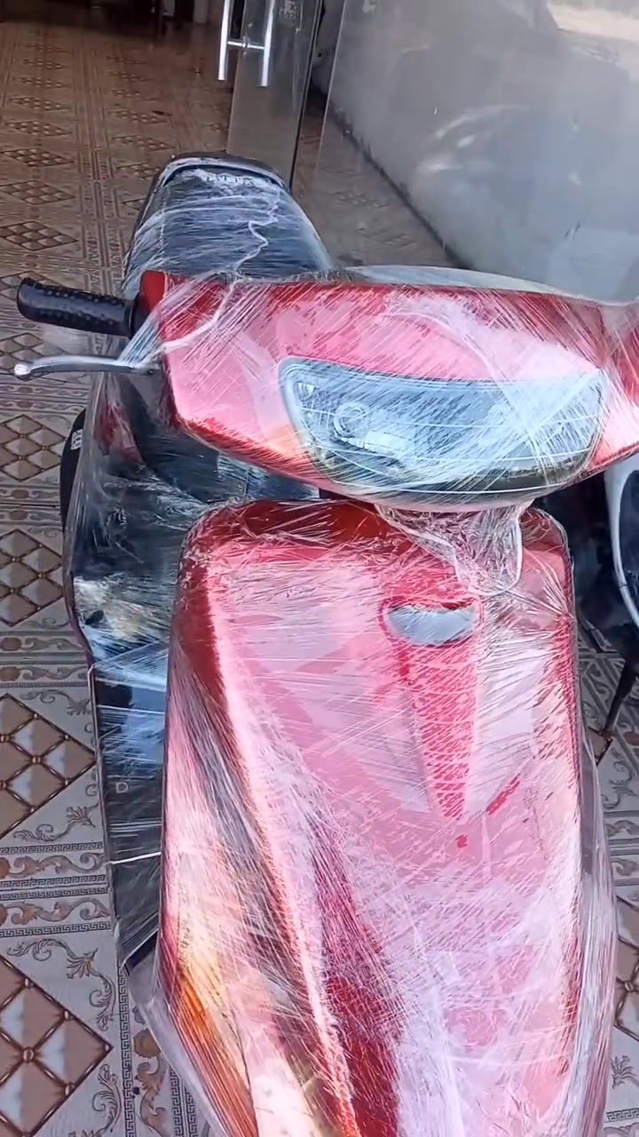 السلام عليكم يالله تم وصول وجبه جديده من الدراجات الحاويه كله جديد ومامشي عدنه العنوان بابل محاويل مقابيل كراج المحاويل السعر 600 الشراي يتصل علا ارقم ***********
