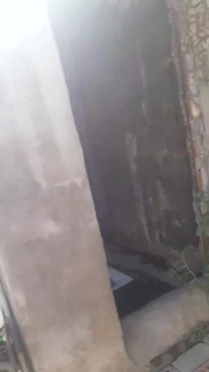 سلام عليكم بيت تجاوز بضهر مستشفى الجديده مال شماعيه كباله تشجير حدائق ما عليهن اي شي مساحه ١٠٠ متر سعره ١٥ وبي مجال رقمي ***********
