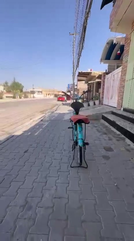 السلام عليكم باسكل لبيع Sontos سانتوس نضافه ٪99 الباسكل جديد تجي اوشوف ابعينك موديلموديل 22 لون سمائي السعره خاص الاستفسار ***********
