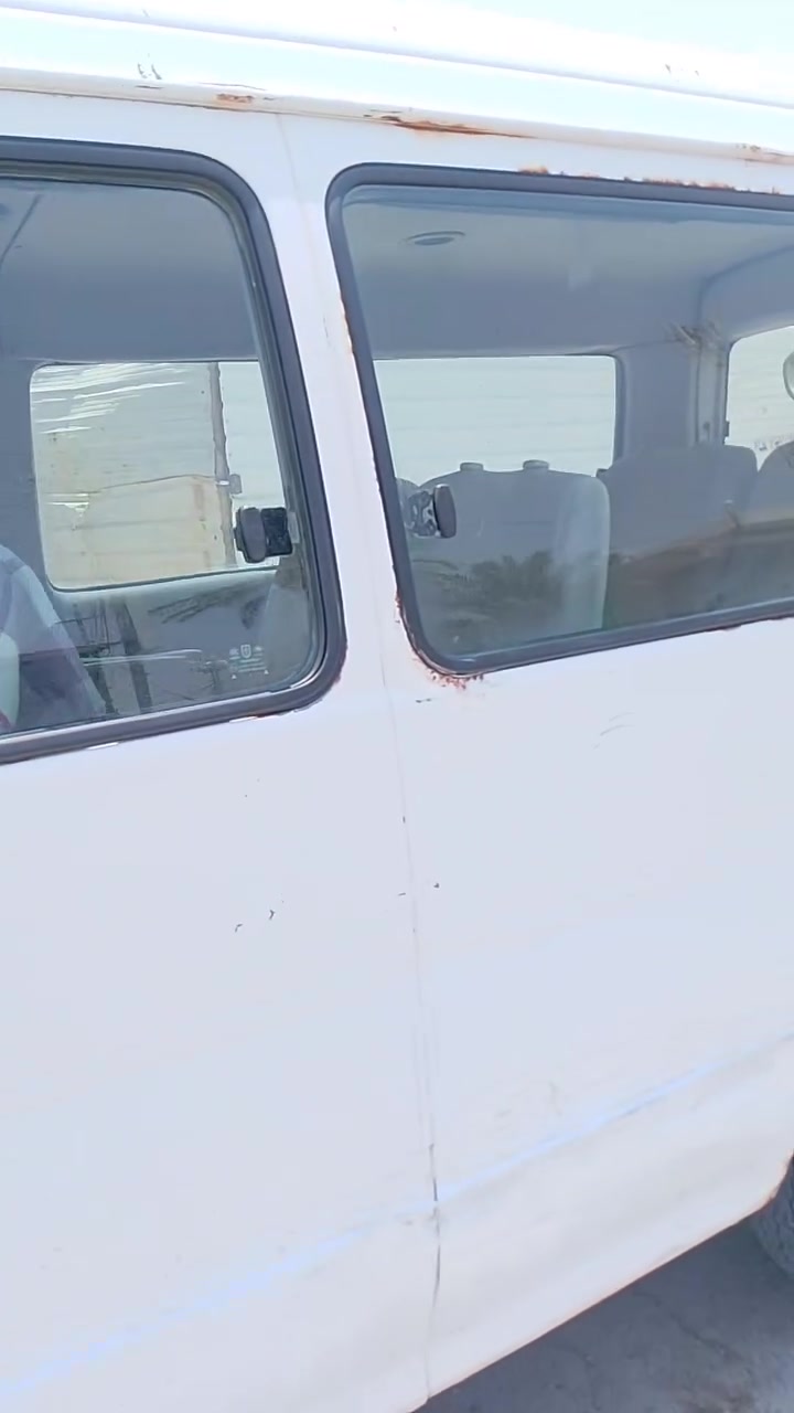 سلام عليكم  جنبي موصليه البيع مكينه ونجي  ديكلو مكينه كير اكسن كهربائي كله شقاله خير من الله سياره كهربائيه كله شقاله مكاني بصره قضاء المدينة رقمي ***********سعر 27وبيه مجال الشراي لا مو شراي لا يخبر
