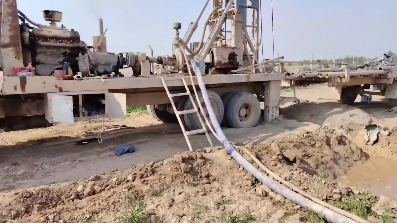 السلام عليكم ورحمة الله و بركاته 
توجد حفارة آبار جاهزة للعمل في البيجي و ما حولها و بأسعار مناسبة للأستفسار الاتصال على الرقم 
***********
