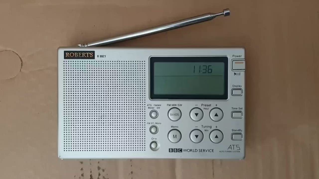 رادیو رقمي FM MW SW  ماركة روبرتس انتاج التسعينات يشتغل 4 بطاریات قلم ومحولة خارجية 6 ڤولت جهاز نظیف جدآ وشغال بالكامل صوت وسحب رائع السعر واي استفسار مراسلة خاص


**إذا كنت صاحب هذا الإعلان وتريد حذفه لأي سبب، رجاءا أرسل رسالة إلى الدعم الفني**