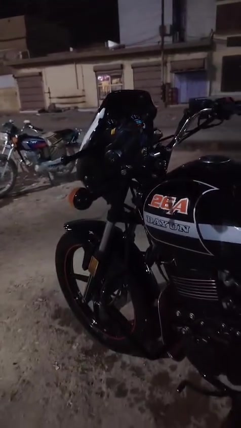 ا دايوان موديل 25 زيرو
دراجـه مكفولـه🤨
مـاشيه 2000 دشـبول كـترني 
مـكاني ديالى الخـالص ***********
