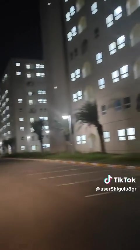 للبيع شقه مساحه 100متر  غربي
طالع ب B7
كفيل دائمي 
مخصص طابق وسط 
سعرها قفل 44 اتصل بلرقم *********** متوفر واتساب
