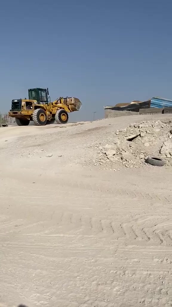 شفل للبيع كاوسكي موديل 1997

ZA محرك كمنز ١٠٢

جاهز للعمل  مابي اي نقص ارقام سنويه كله كامل ارقام بابل /للستفسار ***********
