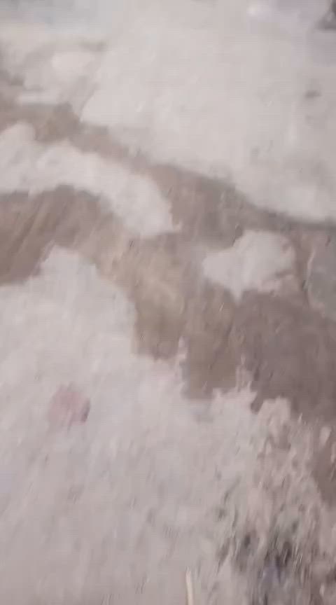 ***********
