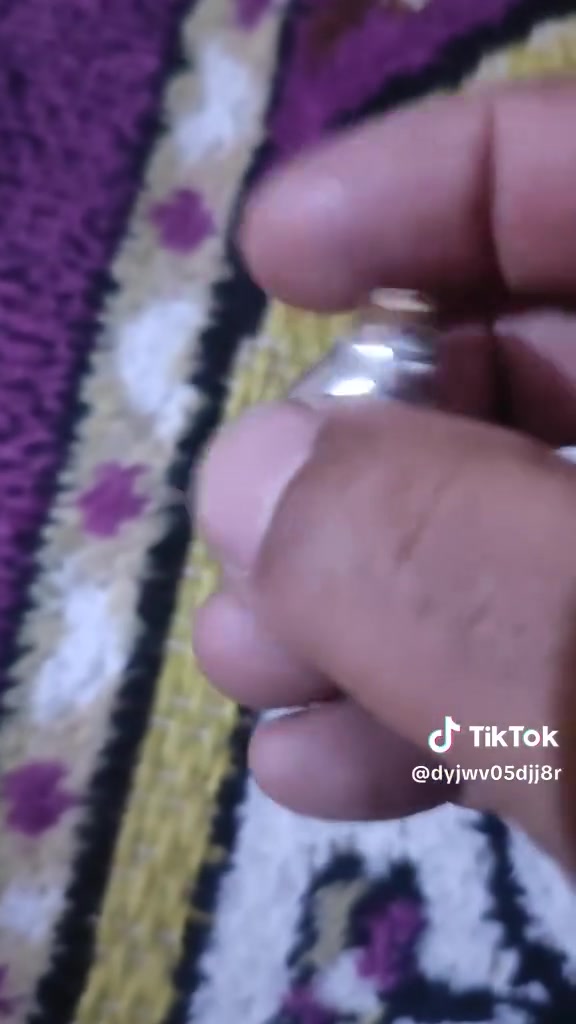 السلام عليكم داودي اندر النوادر حجره كامله ودمار احمر وعين صريحه عطف وصياغه صب قديمه ومشكوله ربانيه مال كاع وناعه الحجره وماادارك ما النواعم المكان بغداد الزعفرانيه ***********
