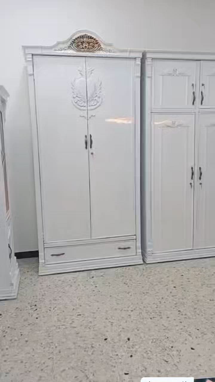 السلام عليكم غرفه نوم احطاطه درجه اولى صبغ حراري أبيض الشراي يتفظل خاص العنوان أبو غريب قرب النفق للتواصل على هذا الرقم بي واتساب ***********
