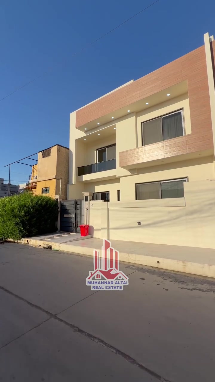عقارات مهند الطائي 🏛🏛

دار للبيع بناء حديث في حي الميثاق قرب مدرسه علي الرملي
خلف اسيا ماركت 

🔴مساحة الدار 110 متر  واقع حال 150 متر واجهة 9 🔴شارع عريض 

💥💥سند طابو ملك صرف 💥💥

طابقين بناء حديث فول  

⚫️طابق الاول : غرفتين وهول واستقبال ومطبخ حار وبارد وصحيات 

⚫️طابق الثاني :  4 غرف نوم وهول وصحيات  

اكتب تم ليصلك السعر 

مراجعة #مكتب_مهند_الطائي 🏛
موقع المكتب➿➿في الموصل / حي الوحدة مجاور جامع الشيخ عبدالقادر الكيلاني(جامع الصابرين ) 🕌 

التفاصيل الاتصال على الأرقام التالية :_
( *********** )كورك☎️📞
( *********** )اسيا ☎️📞
او ((الاتصال على واتساب او فايبر برقم 
***********))
