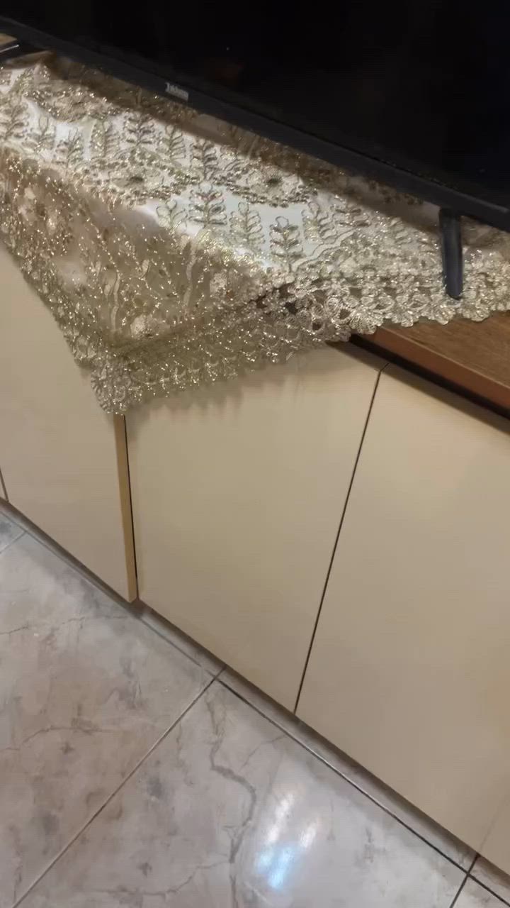 عندي كاونتر خشب مودرن نظيف الله شاهد اخذته ب850 قبل شهرين واريد ابيعه ب500 وبي مجال مكاني الغزاليه


**إذا كنت صاحب هذا الإعلان وتريد حذفه لأي سبب، رجاءا أرسل رسالة إلى الدعم الفني**