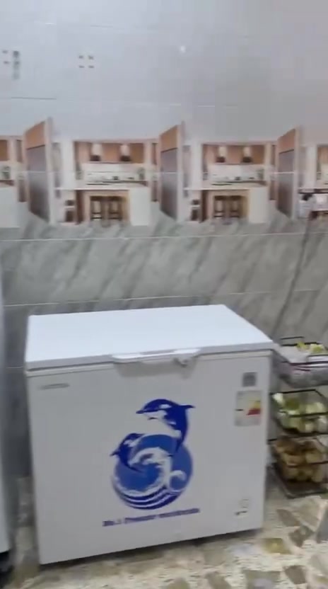 بيت للبيع
مساحته112 مربع ركن ع فرعين
يتكون من غرفتين نوم وصاله كبيره واستقبال ومطبخ حار ومطبخ بارد وحمام
البيت كله كاشي وسيراميك وسطح شتايكر بناء درجه اولى 2023
العنون/بغداد حي البتول شارع المؤسسة او شارع اسواق النخيل نهاية الشارع بالزراعي...
البيت موجوده اضبارته بالطابو باقي بس دفع المقدمه وتستلم سند رسمي واصولي من دائره التسجيل العقاري(للعلم هي اول منطقه زراعيه تم تطويبها رسميا وخدماتها كملها الجهد الخدمي باقي بس التبليط)السعر90
***********

