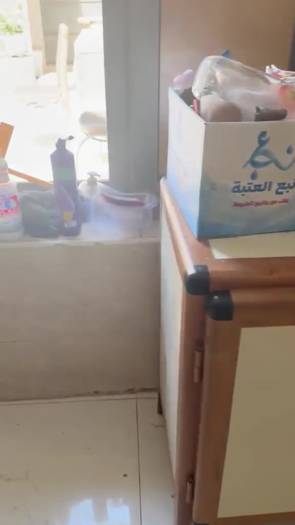السلام عليكم ورحمه الله وبركاته 

كاونتر المنيوم 4 قطع مستعمل نضيف جدا والسعر 350 وبي مجال 

ادلاليتي 25 اذ صار من نصيب واحد

يوجد واتساب فقط 

***********

***********
