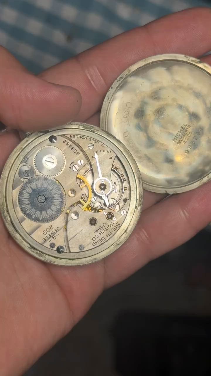ساعه جيبيه صناعه امريكي ماركه

قطعه فنتج


**إذا كنت صاحب هذا الإعلان وتريد حذفه لأي سبب، رجاءا أرسل رسالة إلى الدعم الفني**