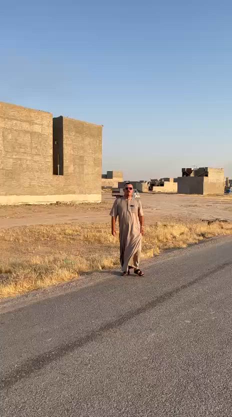 للبيع قطعة أرض الديوم منطقة 16 الف 
ركن شارع 30 تبليط 
300 متر 15 ب 20
***********

