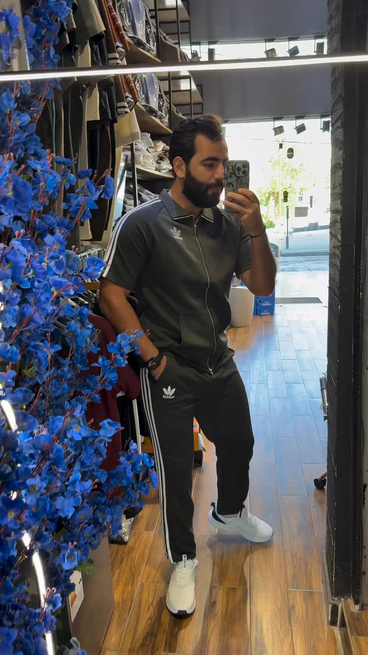 - [ ] تراك قطن اسفنجي قالب راهي ✔️
- [ ] 
- [ ] السعر ( 45,000 ) الف ✔️

 - [ ] قياسات (-M-L-XL-XXL3XL) ✔️

- [ ] العنوان / بغداد / حي الخضراء / مجاور مركز الشرطه ✔️

- [ ] توصيل كل العراق ( 5,000 ) الاف ✔️


**إذا كنت صاحب هذا الإعلان وتريد حذفه لأي سبب، رجاءا أرسل رسالة إلى الدعم الفني**