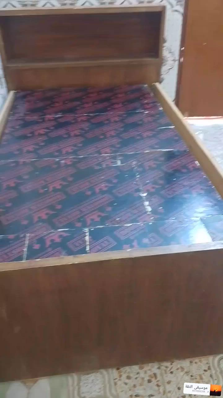سلام عليكم احبتي الكرام جربايه ام نفر شغل تسكام يشهد الله للبيع سعر ميه 100بيها مجال شي قليل رقم صاحبه ***********
